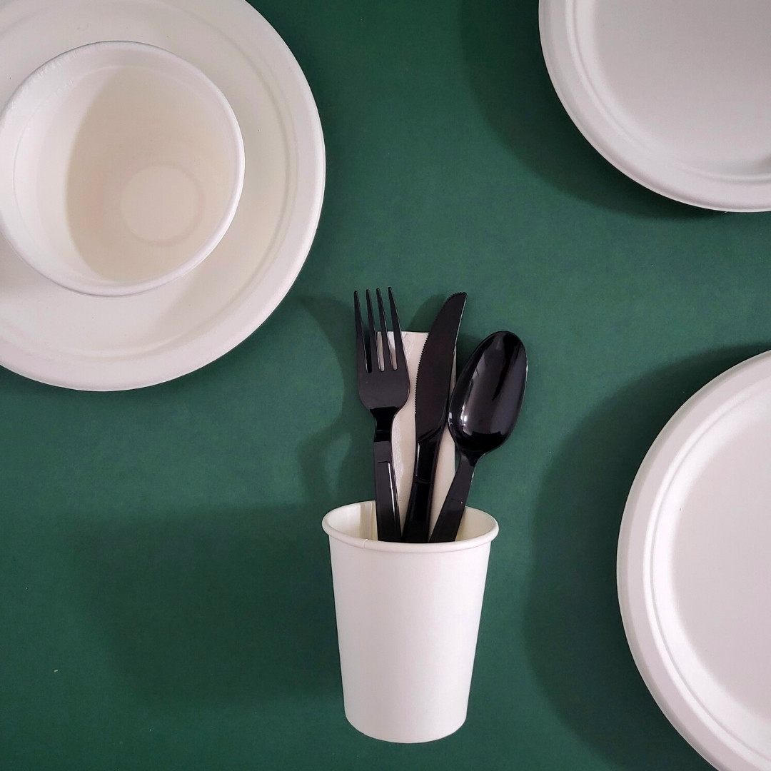heavy-weight-black-plastic-cutlery-set-with-napkin-individua